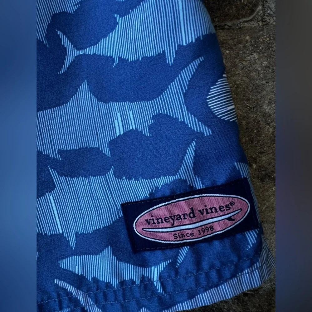 Vineyard Vines Ocean Fish Shark Pattern Board Shorts Blue Trunks Mens 38